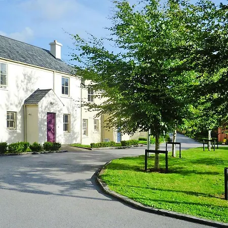 Terraced Houses - Eir021014-iyd